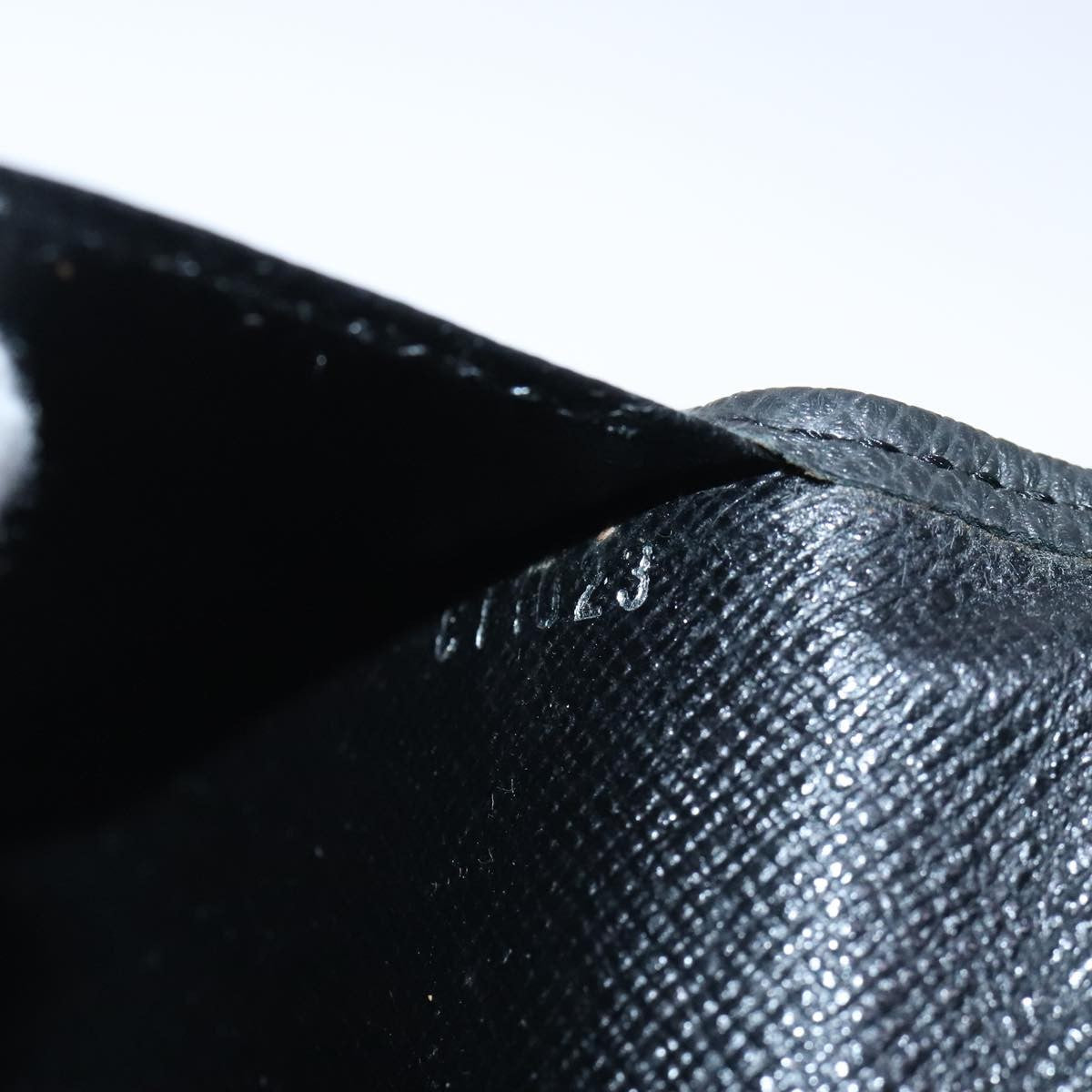 Louis Vuitton Porte Cartes Wallet Taiga Leather, BLACK, LEATHER, Wallets