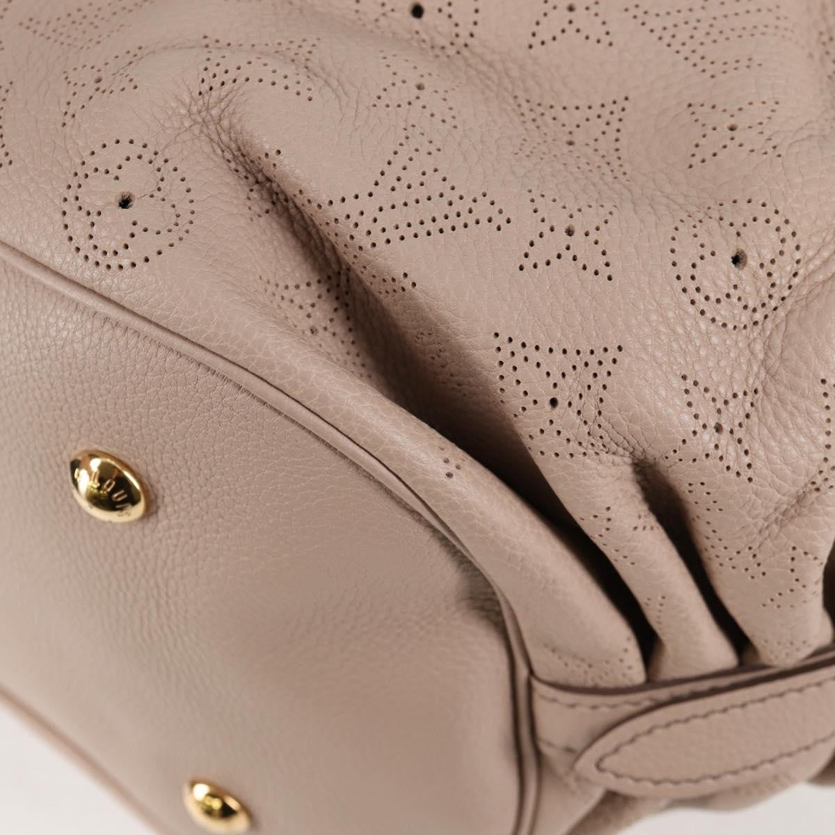 Louis Vuitton XL Hobo Mahina Leather, BEIGE, LEATHER, Tote bag