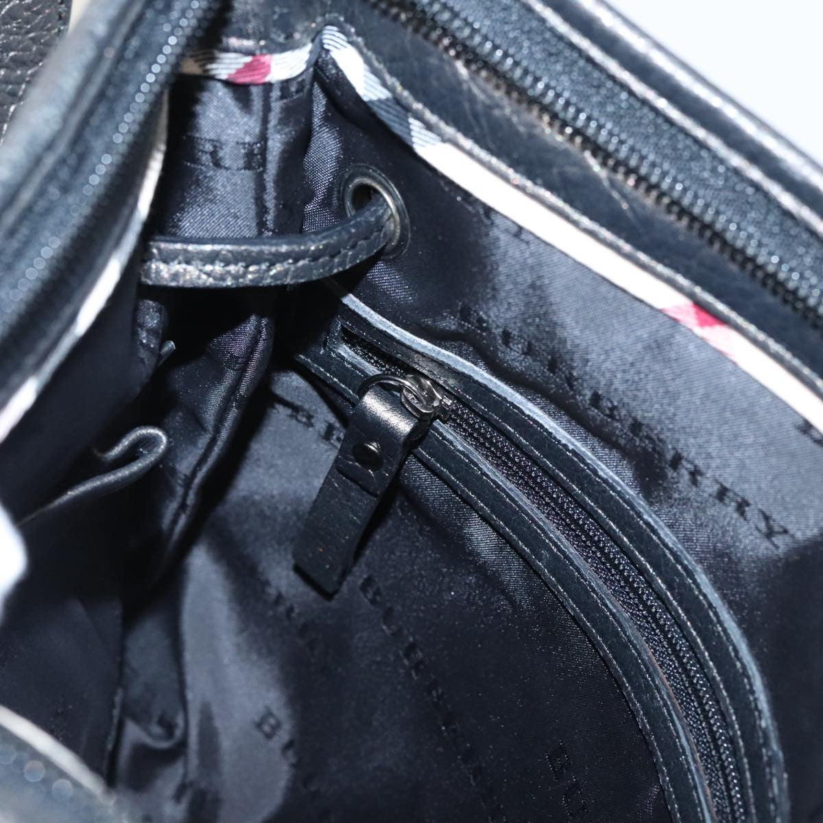 Burberry Zip Top Messenger Nylon, BLACK, NYLON, Shoulder bag