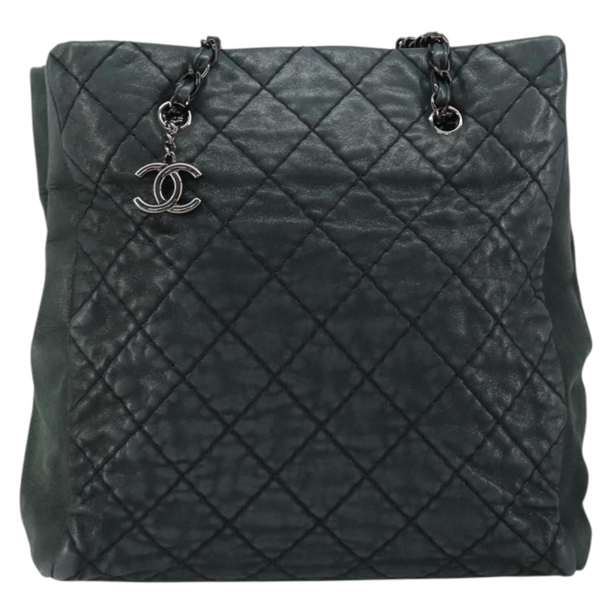 Chanel CC Charm Tote Quilted Iridescent Calfskin, GREEN, LEATHER, Tote bag