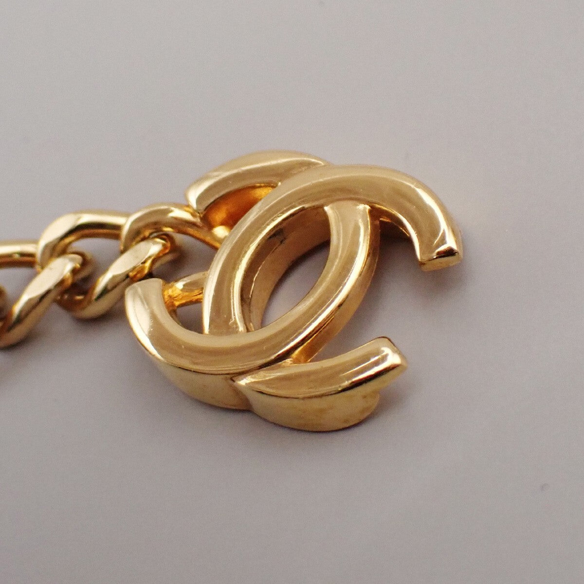 Chanel Vintage Turnlock Reissue Chain Necklace Metal, GOLD, GOLD_PLATED, Necklace