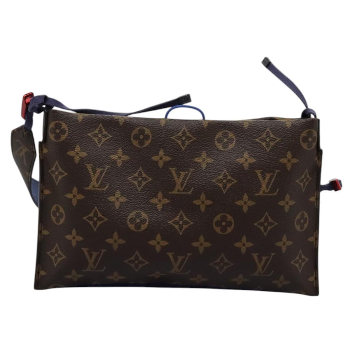 Louis Vuitton Outdoor Pouch Limited Edition Monogram Pacific Canvas, BLUE, CANVAS, Clutche & pouche