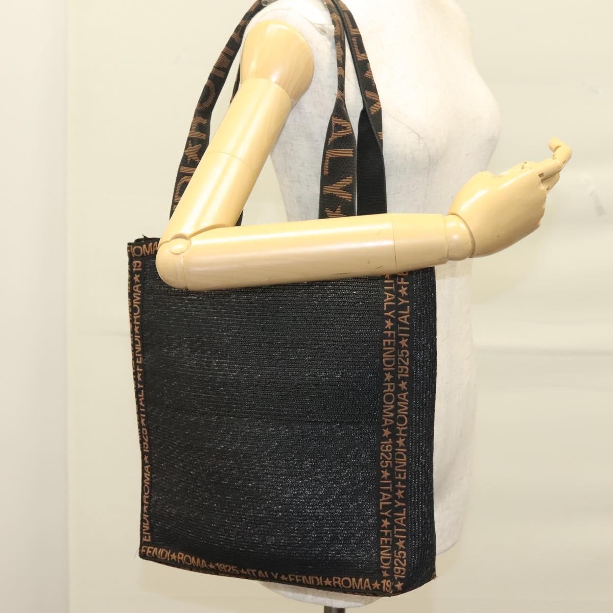 Fendi Zucca Tote bag Straw, BLACK, WOOD, Tote bag