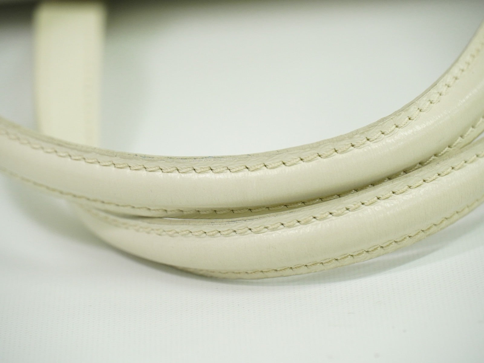 Loewe Anagram handbag Leather, WHITE, LEATHER, Handbag