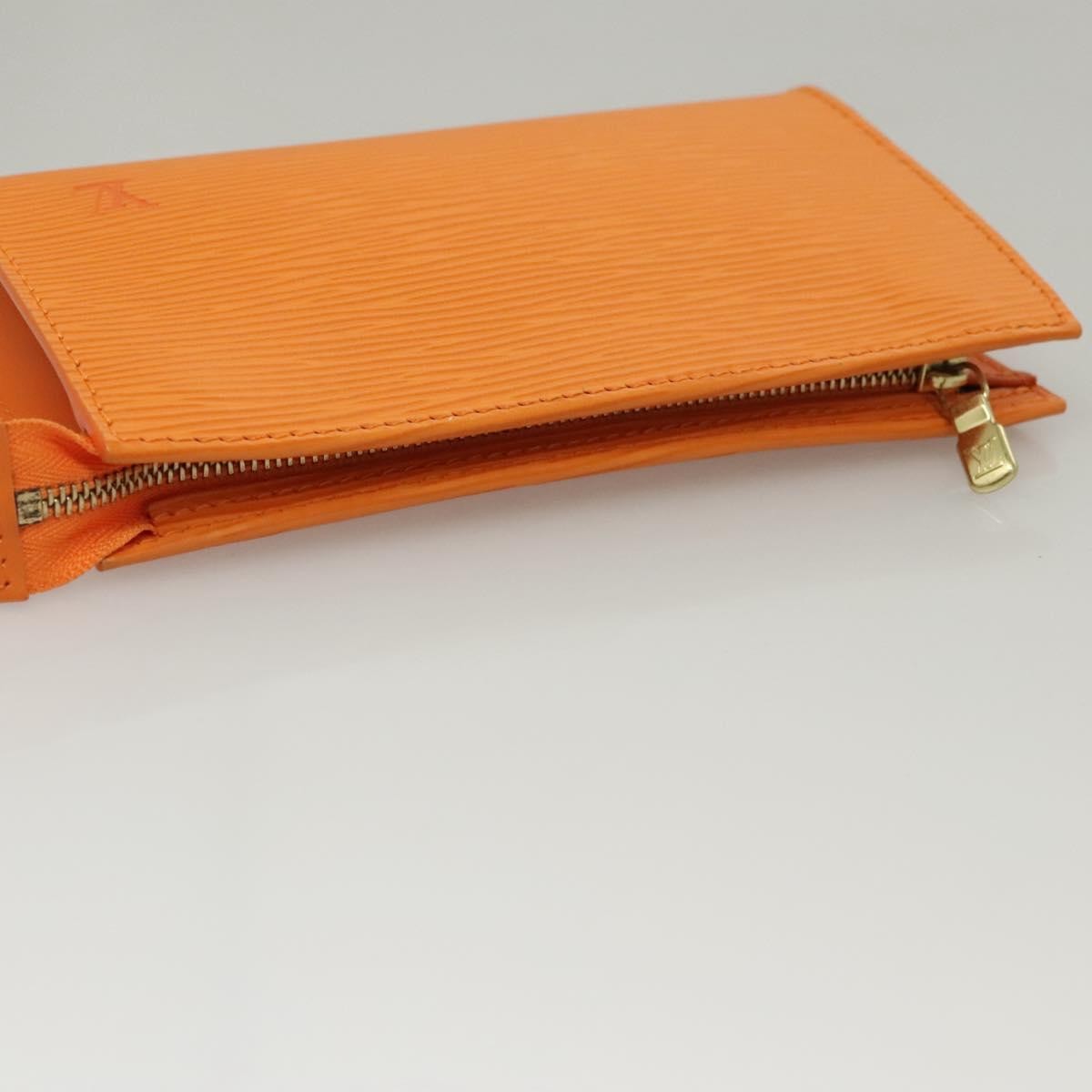 Louis Vuitton Pochette Accessoires Epi Leather, ORANGE, LEATHER, Clutche & pouche