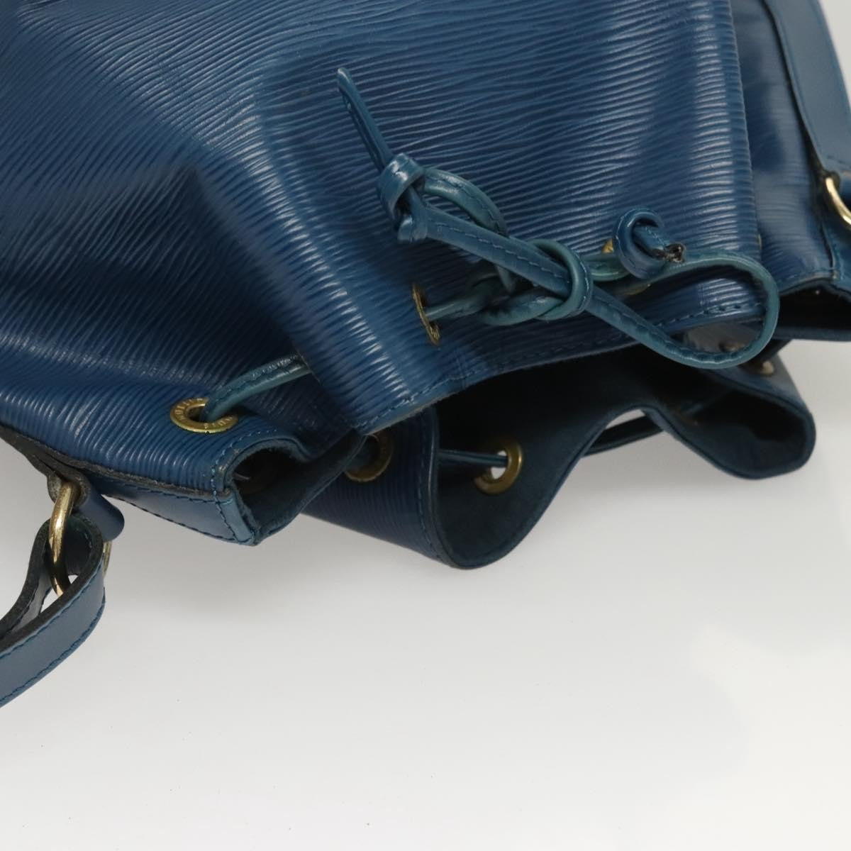Louis Vuitton Noe Handbag Epi leather, BLUE, LEATHER, Handbag