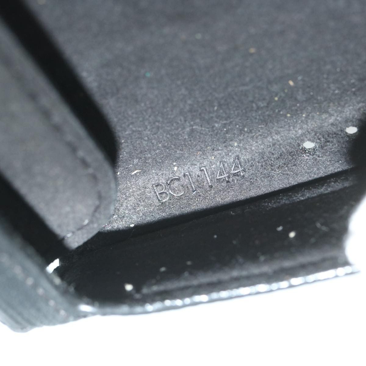 Louis Vuitton iPad Case Epi Leather, BLACK, LEATHER, Tech accessory