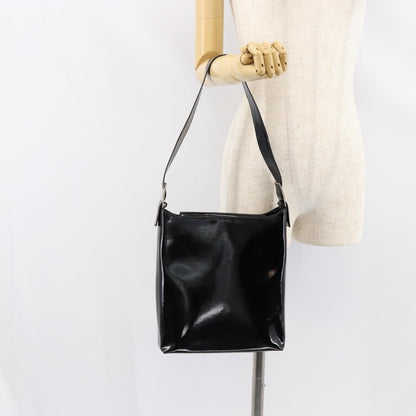 Salvatore Ferragamo Vala Shoulder Bag Patent Leather, BLACK, PATENT_LEATHER, Shoulder bag