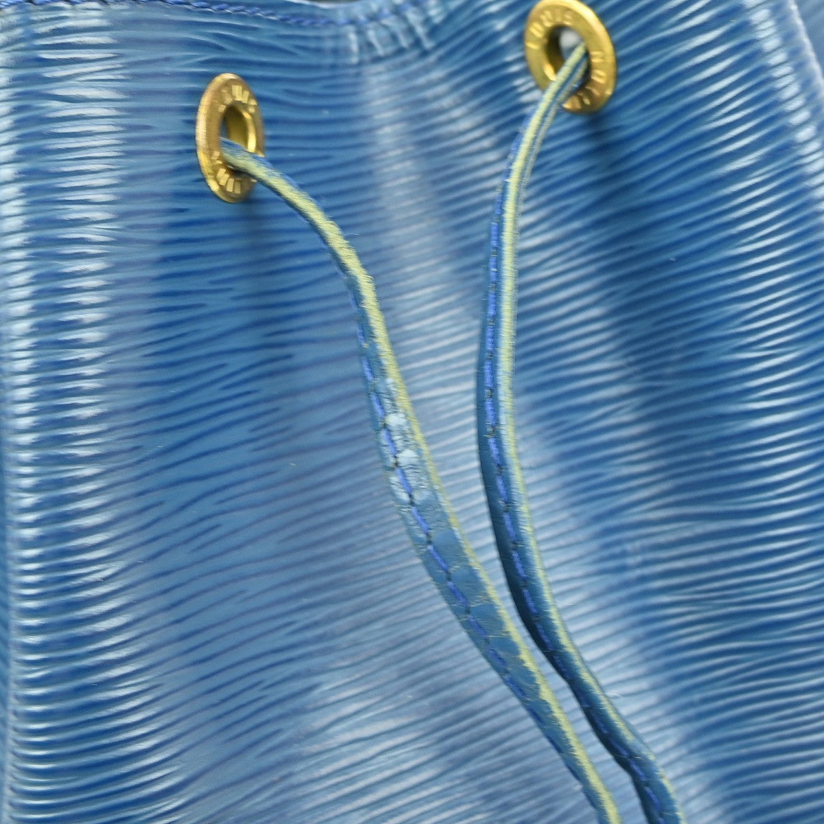 Louis Vuitton Petit Noe Handbag Epi Leather, BLUE, LEATHER, Shoulder bag