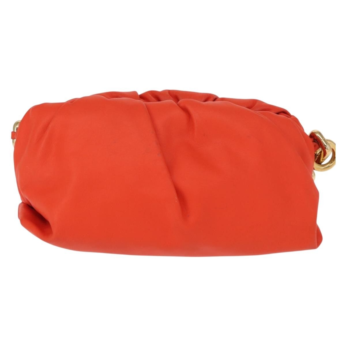 Bottega Veneta The Chain Pouch Leather, ORANGE, LEATHER, Clutche & pouche