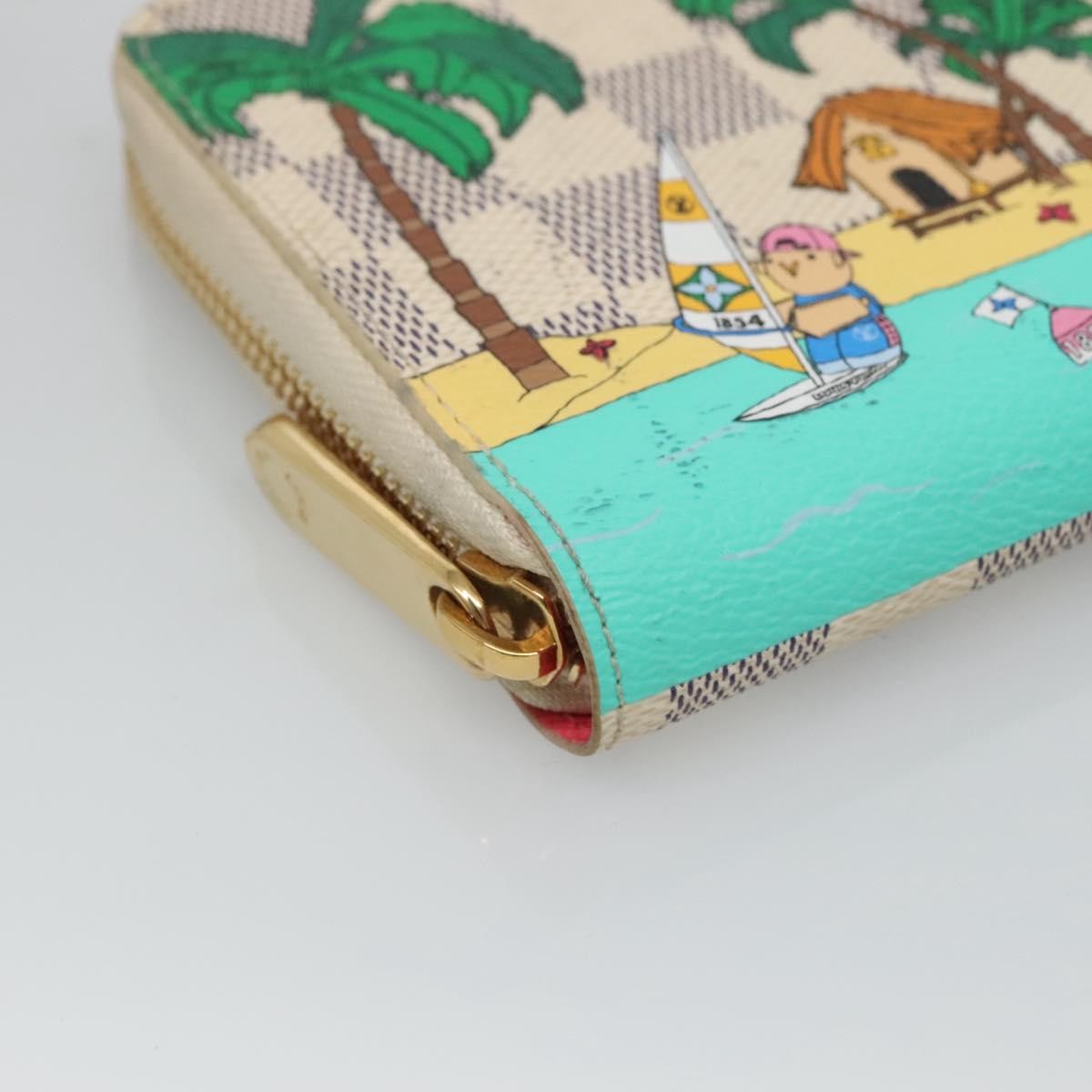 Louis Vuitton Zipped Wallet Limited edition printed canvas, MULTICOLOUR, CANVAS, Wallets