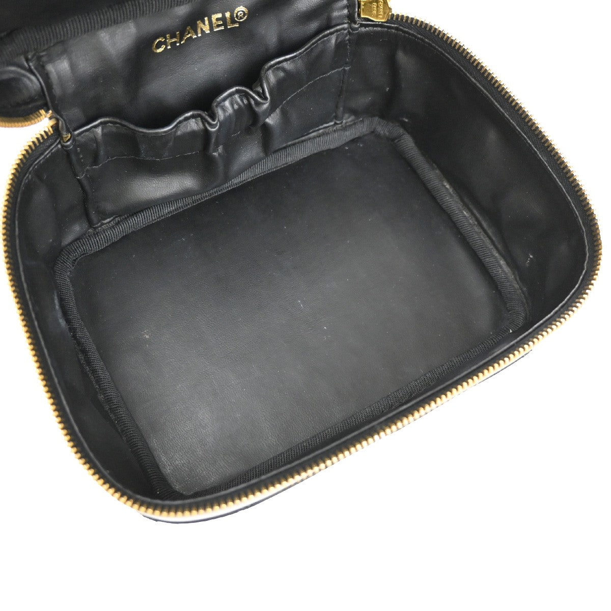 Chanel Vintage Cosmetic Case Leather, BLACK, LEATHER, Handbag