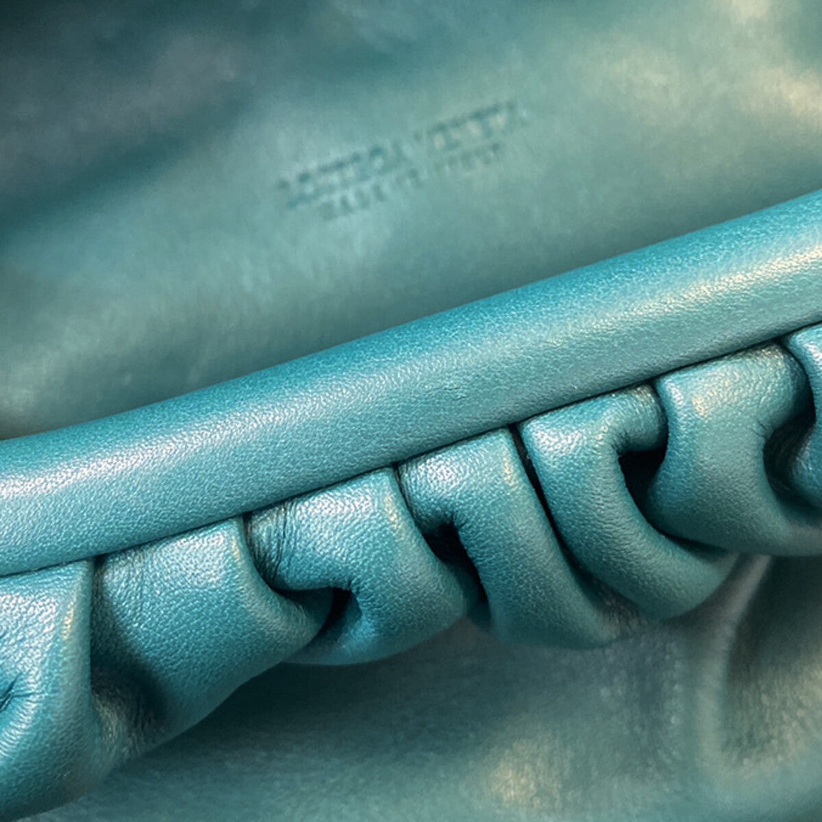 Bottega Veneta The Chain Pouch Leather, GREEN, LEATHER, Clutche & pouche