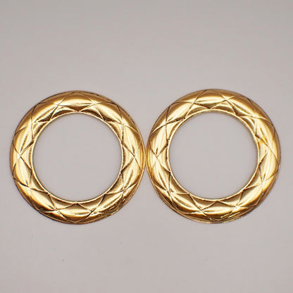 Chanel Vintage CC Round Drop Clip-On Earrings Metal, Gold, Gold Plated, Earrings