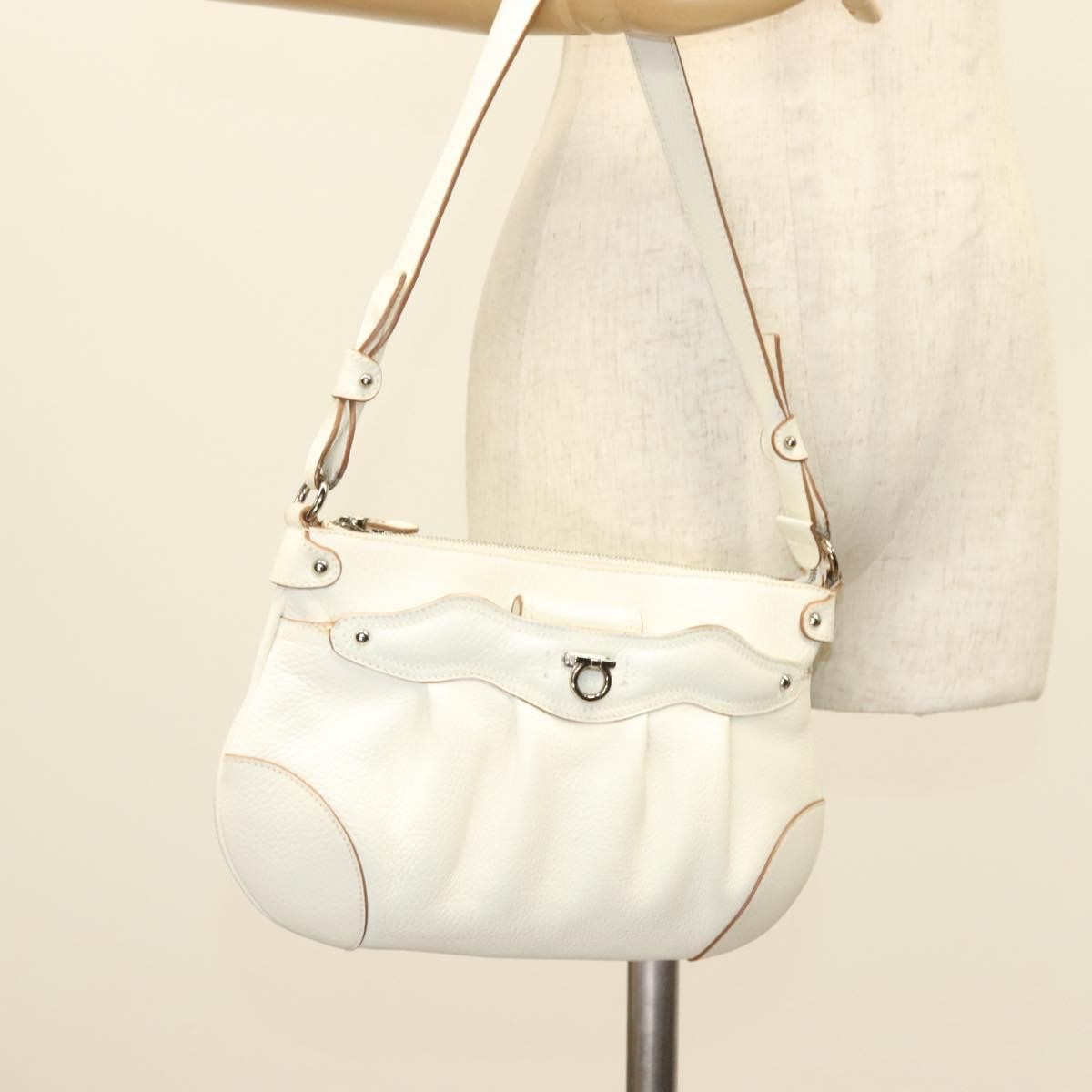 Salvatore Ferragamo Gancini Shoulder Bag Leather, WHITE, LEATHER, Shoulder bag