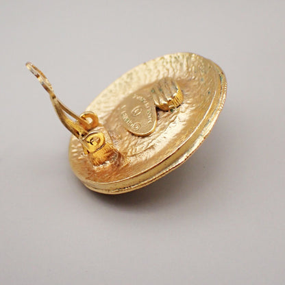 Chanel Vintage Round Clip-On Earrings Metal with Faux Pearl, GOLD, GOLD_PLATED, Earrings