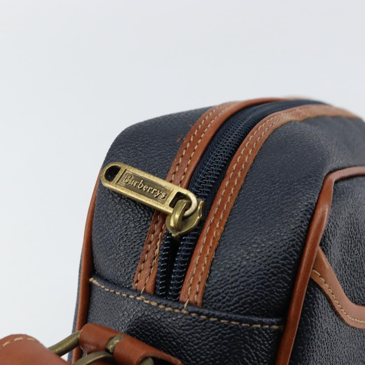 Burberry Vintage Shoulder Bag Leather, NAVY, LEATHER, Shoulder bag