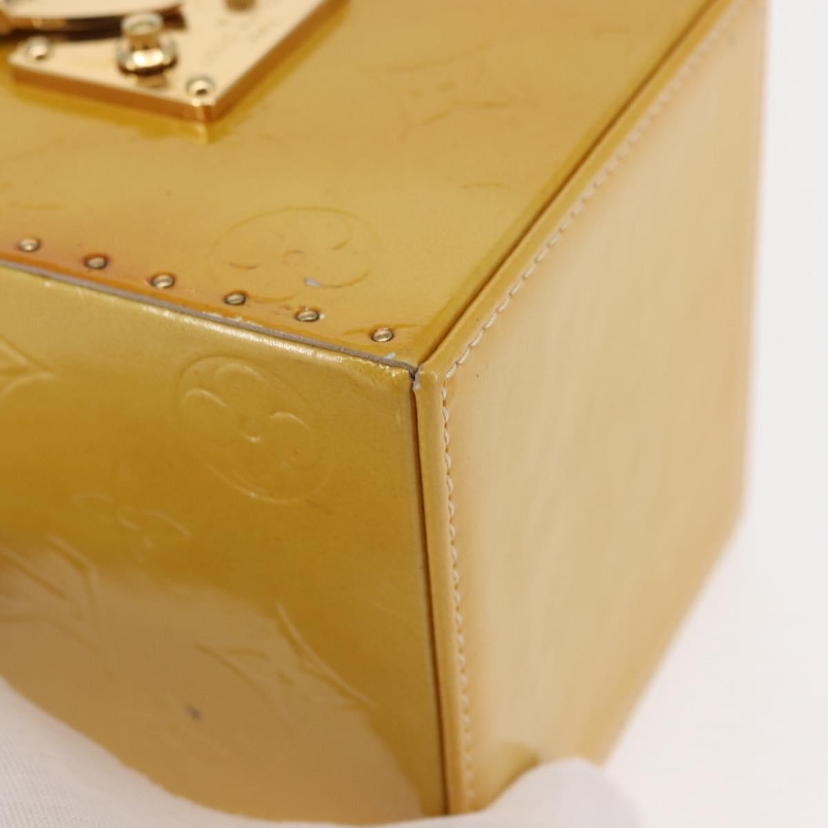 Louis Vuitton Bleecker Box Bag Monogram Vernis, BEIGE, PATENT_LEATHER, Clutche & pouche