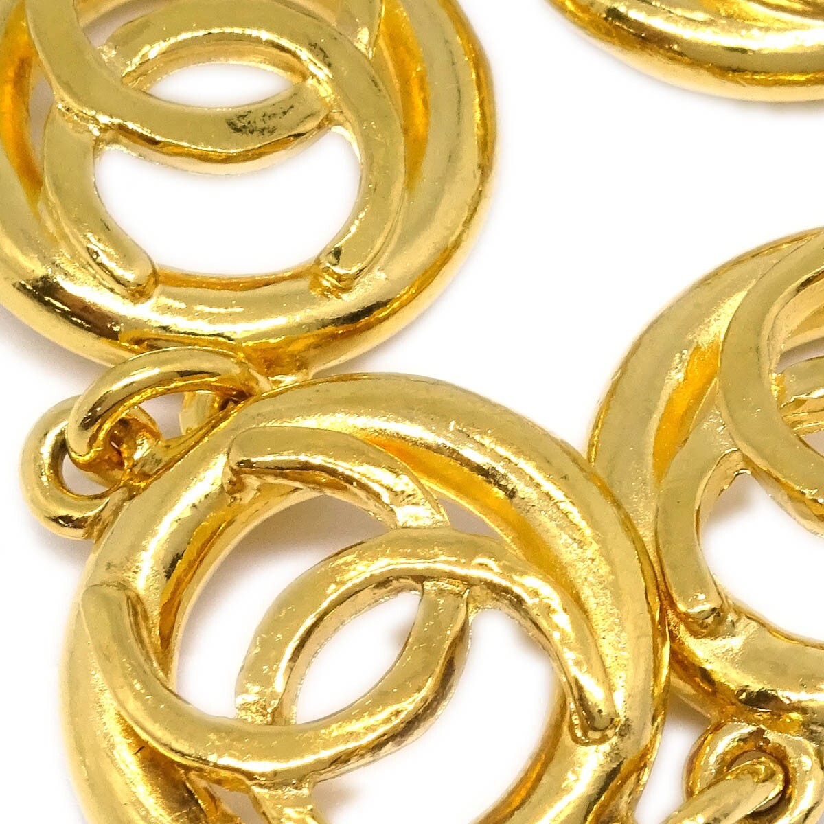 Chanel CC Cutout Round Bracelet Metal, GOLD, GOLD_PLATED, Bracelet