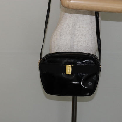 Salvatore Ferragamo Vala Shoulder Bag Patent Leather, BLACK, PATENT_LEATHER, Shoulder bag