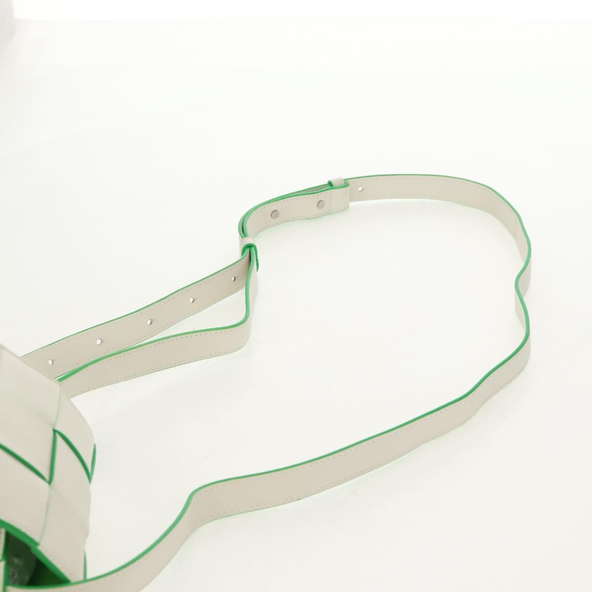 Bottega Veneta Cassette Crossbody Bag Maxi Intrecciato Leather, WHITE, LEATHER, Shoulder bag