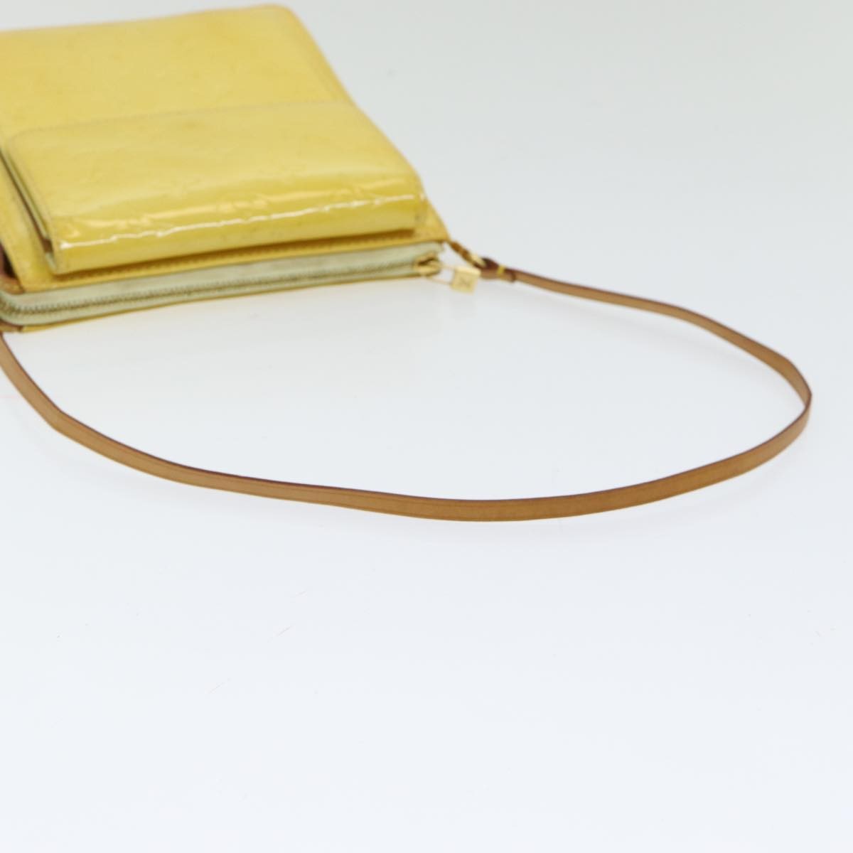 Louis Vuitton Thompson Street Handbag Monogram Vernis, YELLOW, PATENT_LEATHER, Clutche & pouche