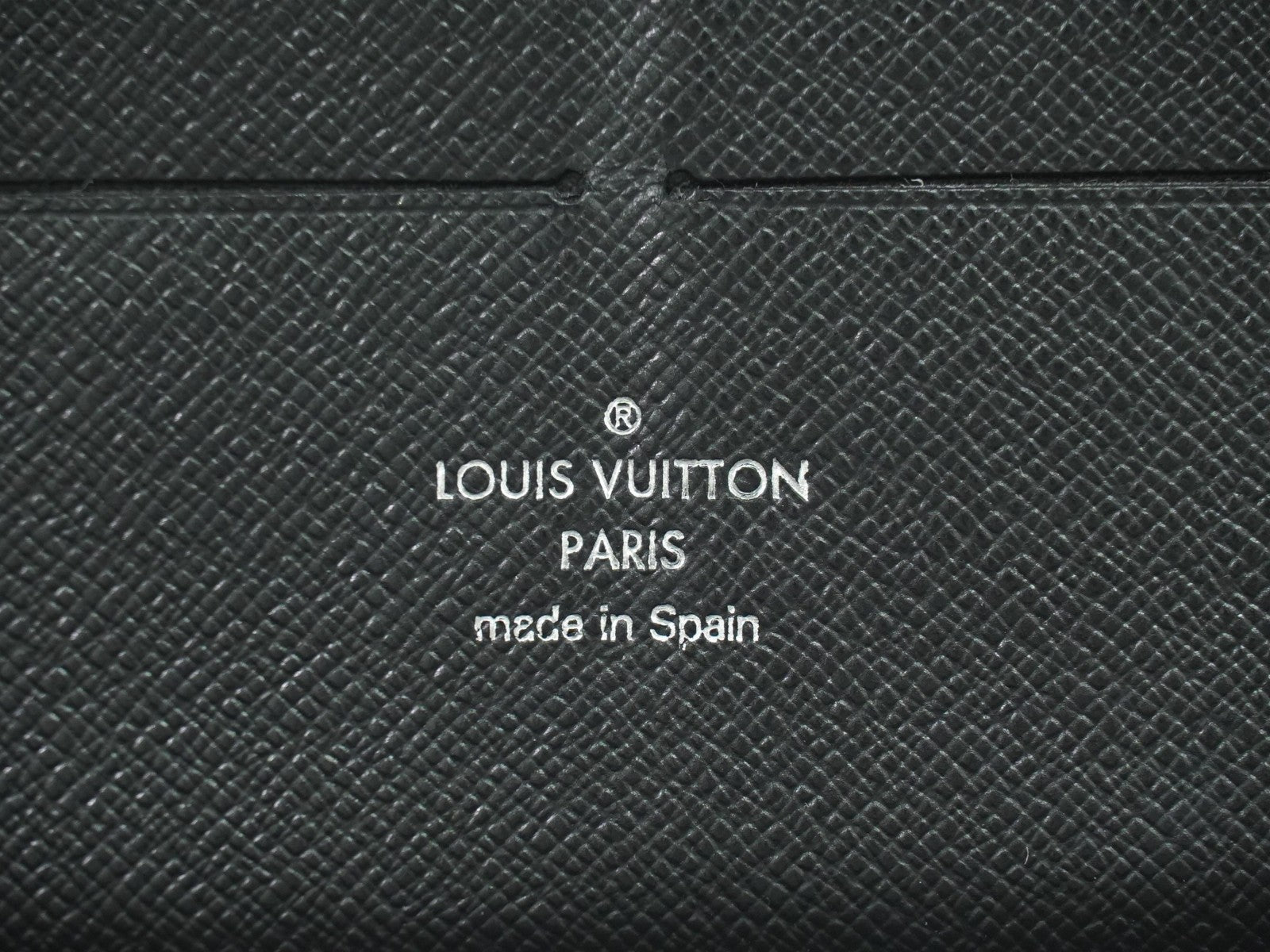 Louis Vuitton Zippy Organizer Taiga Leather, BLACK, LEATHER, Wallets