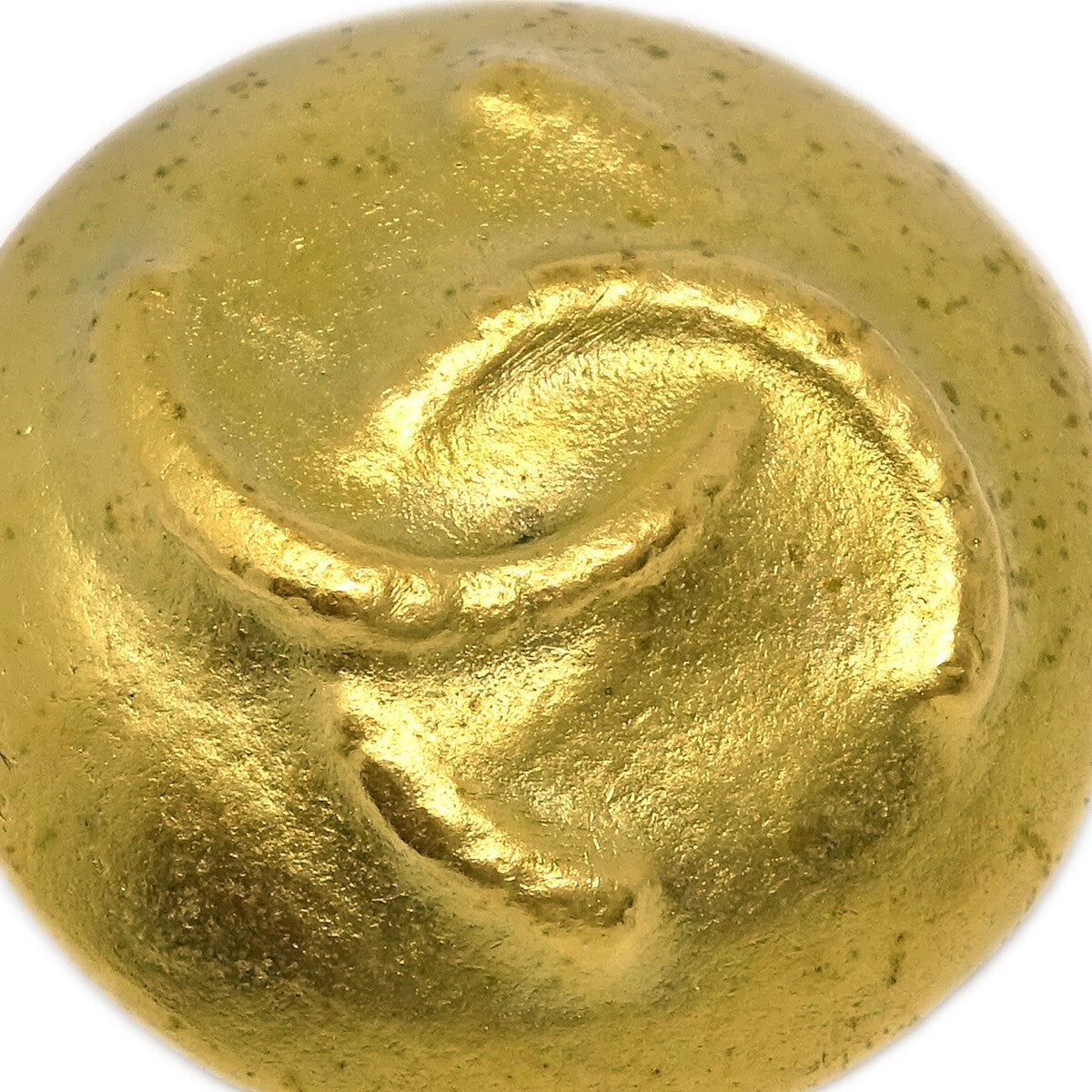 Chanel Vintage CC Round Clip-On Earrings Metal, GOLD, GOLD_PLATED, Earrings
