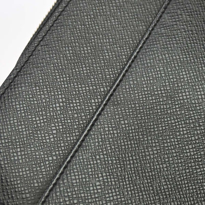 Louis Vuitton Pochette Baikal Clutch Taiga Leather, Black, Leather, Clutch