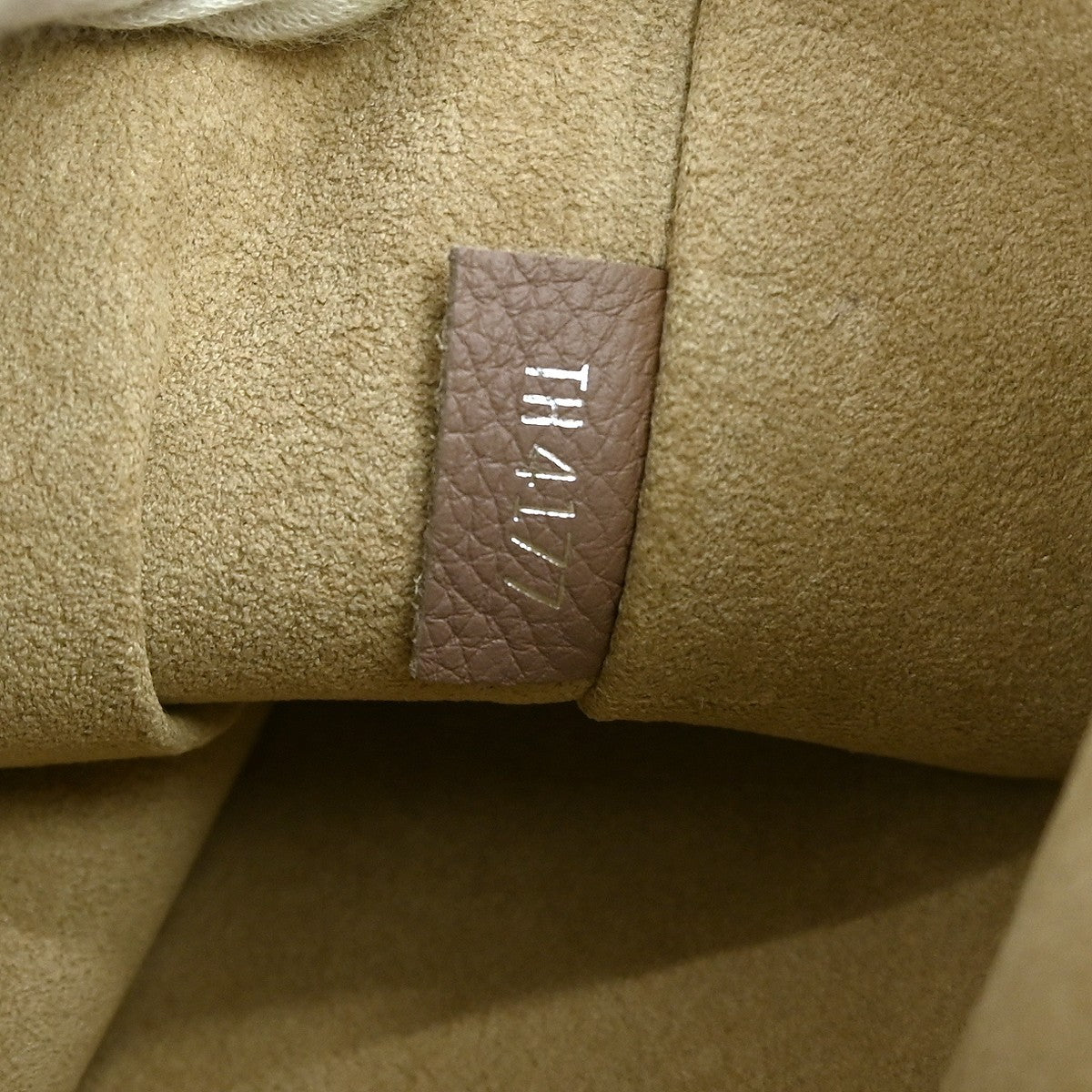 Louis Vuitton Zip Around Pochette Jour Leather, GRAY, LEATHER, Clutche & pouche