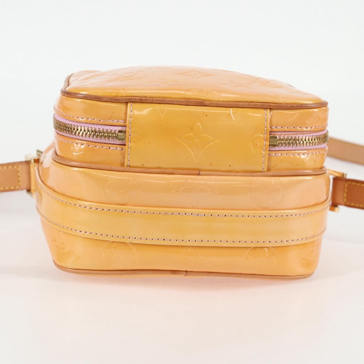 Louis Vuitton Wooster Handbag Monogram Vernis, BEIGE, PATENT_LEATHER, Handbag