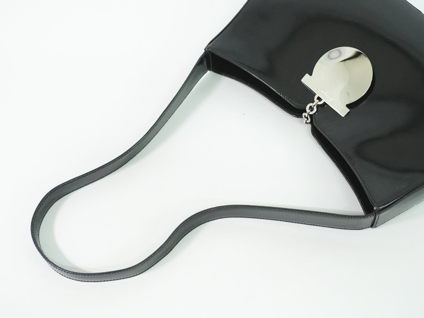 Salvatore Ferragamo Gancini Shoulder Bag Leather, BLACK, PATENT_LEATHER, Shoulder bag