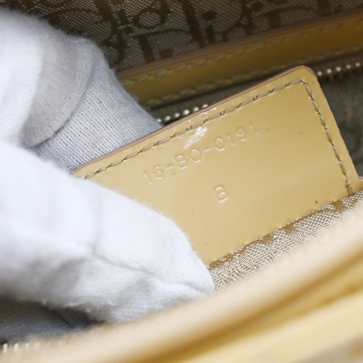 Christian Dior Lady Dior Bag Cannage Quilt Patent, YELLOW, PATENT_LEATHER, Handbag