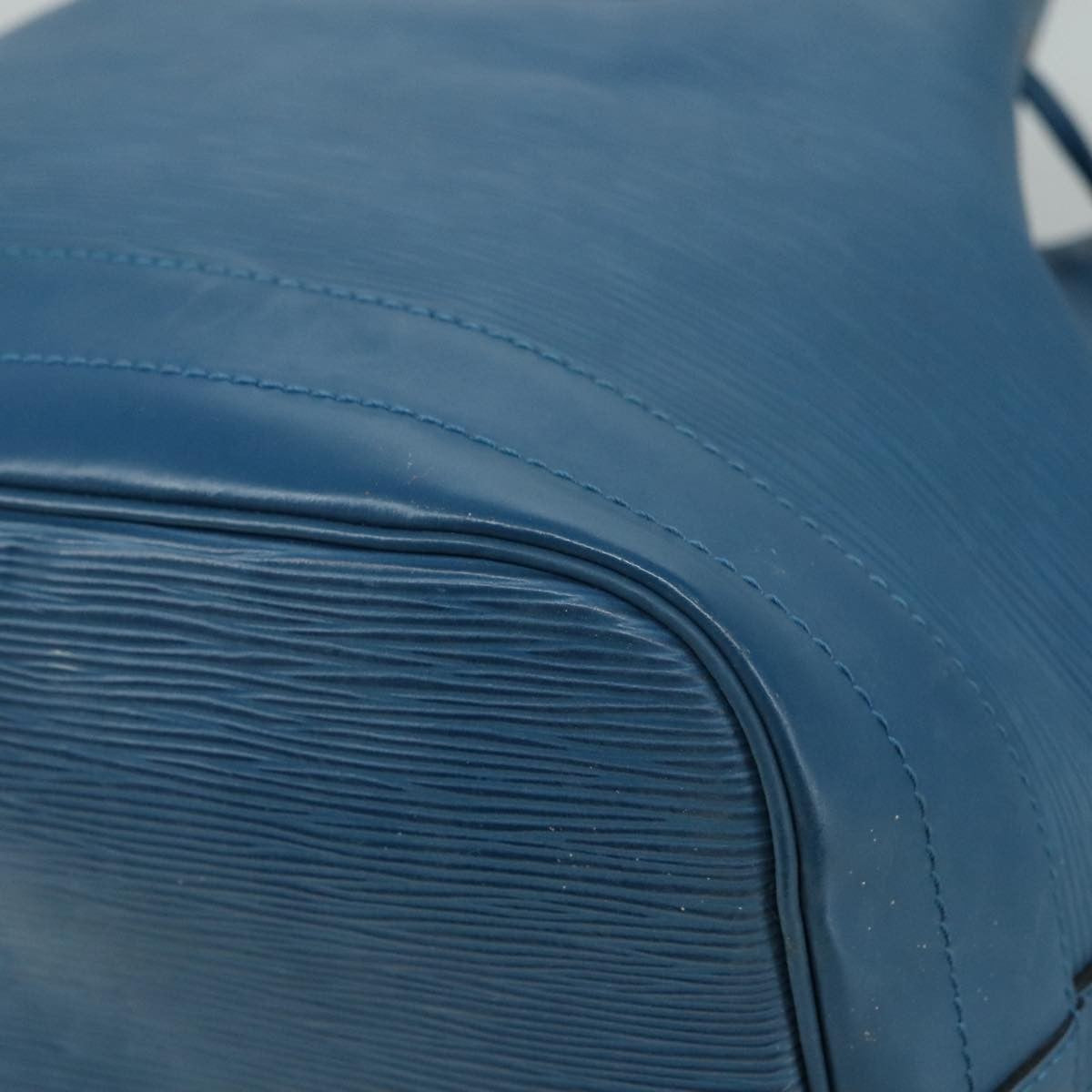 Louis Vuitton Noe Handbag Epi leather, BLUE, LEATHER, Shoulder bag