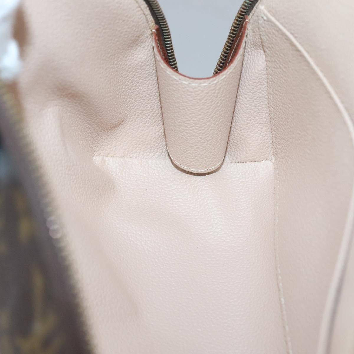 Louis Vuitton Trousse demi ronde Canvas, BROWN, CANVAS, Toiletry Case