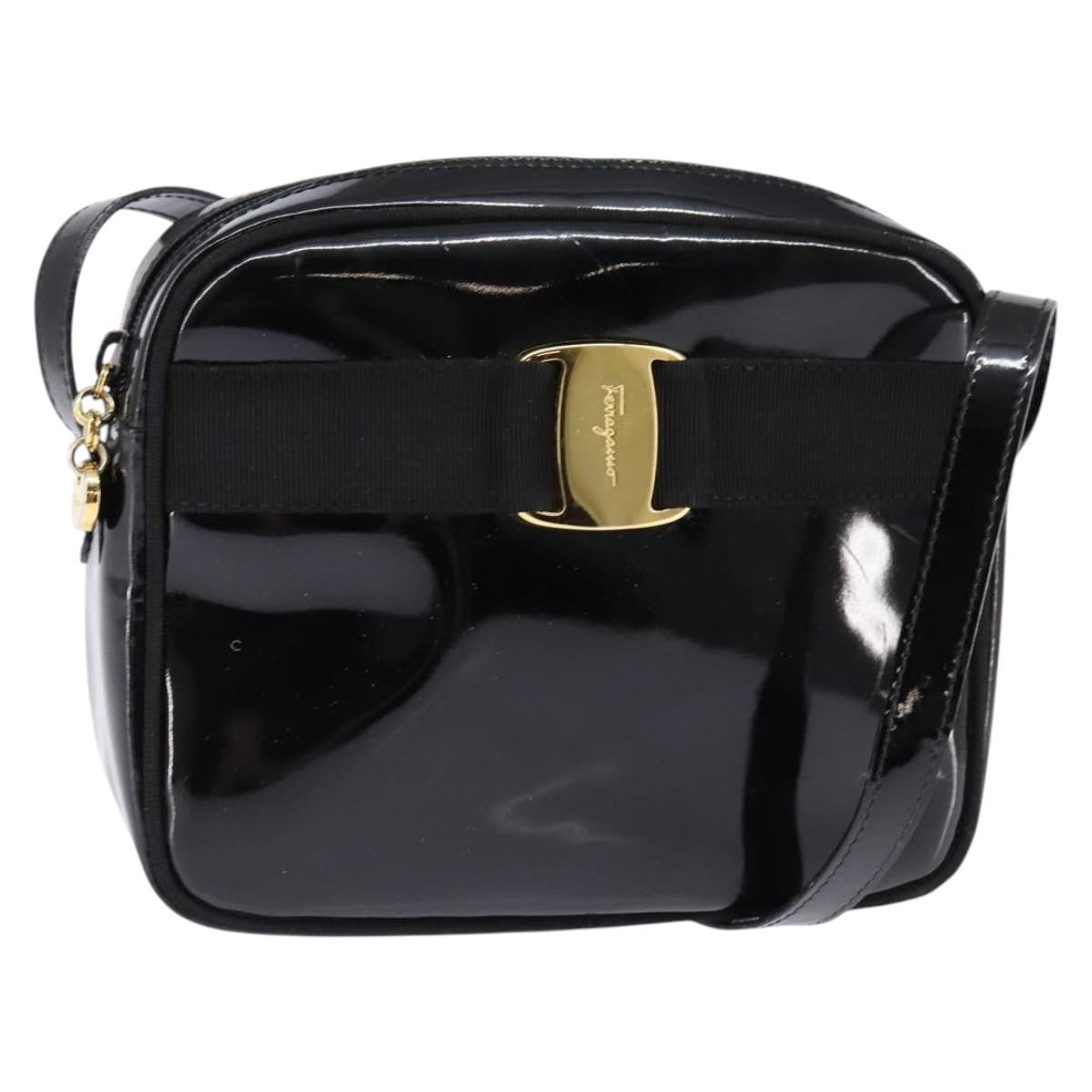 Salvatore Ferragamo Vara Bow camera Shoulder Bag Patent Leather, BLACK, PATENT_LEATHER, Shoulder bag