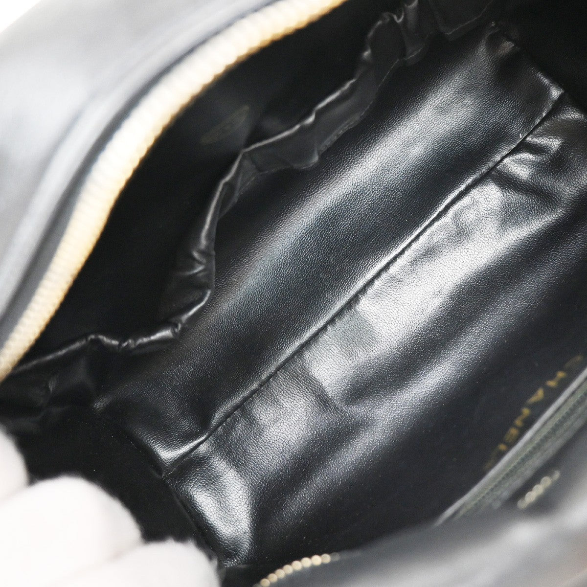 Chanel Vintage Diamond CC Camera Bag Quilted Caviar, BLACK, LEATHER, Clutche & pouche