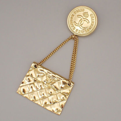 Chanel Vintage Medallion Flap Bag Brooch Metal, GOLD, GOLD_PLATED, Brooch