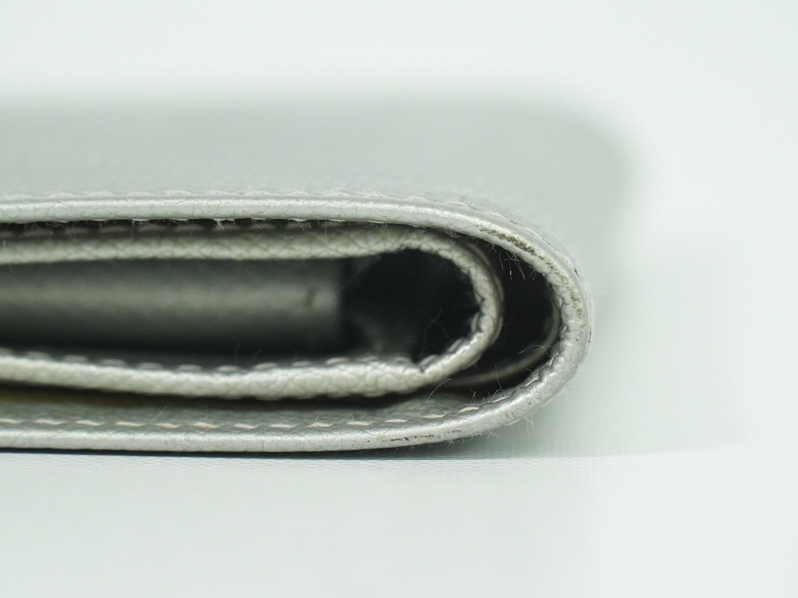 Chanel Coco bouton wallet Leather, SILVER, LEATHER, Wallets