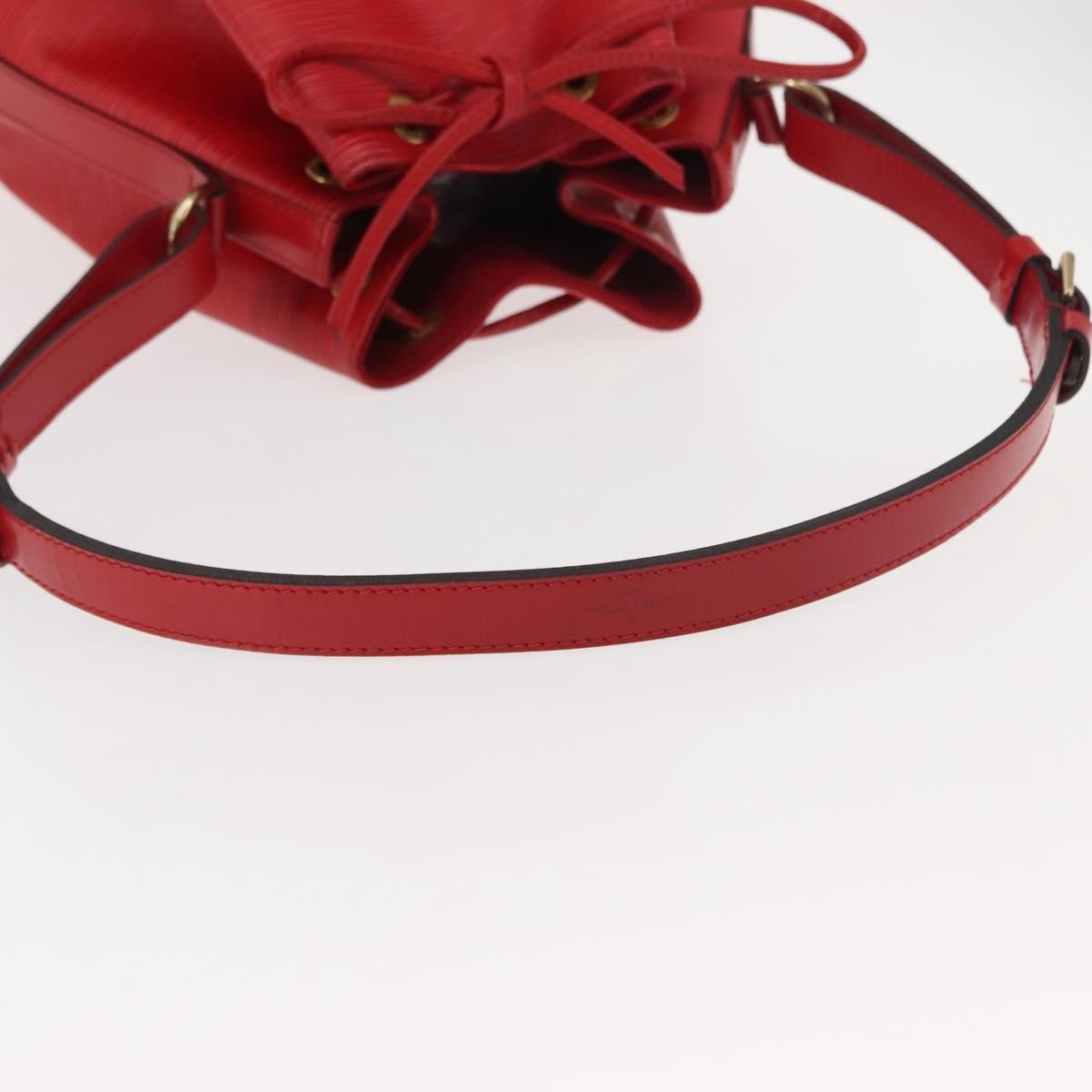 Louis Vuitton Noe Handbag Epi leather, RED, LEATHER, Shoulder bag