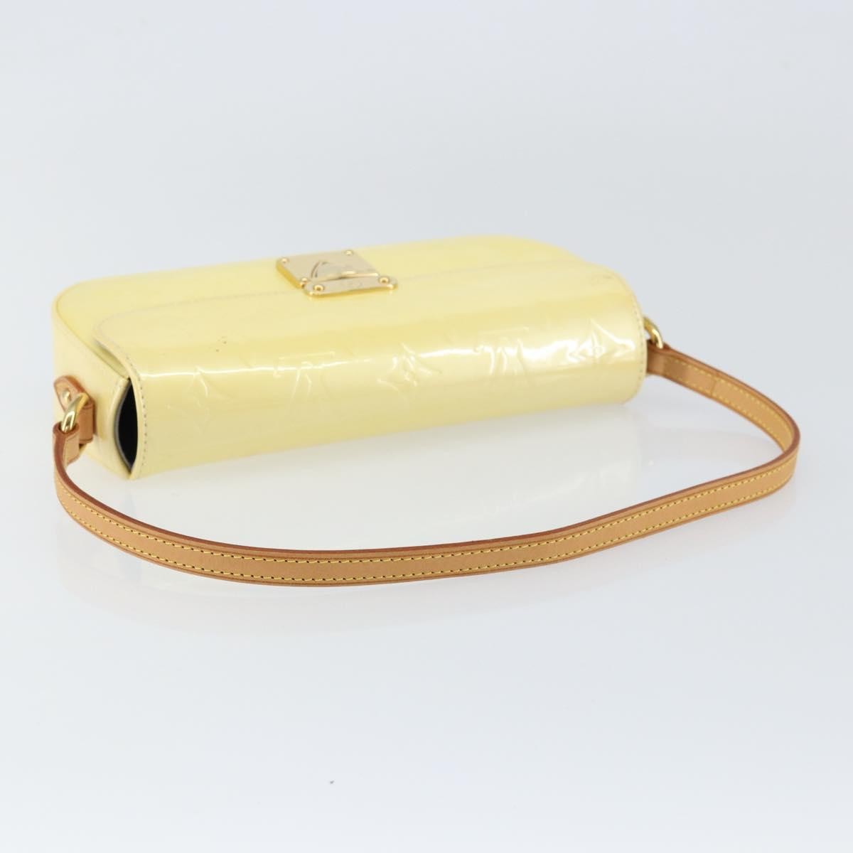 Louis Vuitton Malibu Street Handbag Monogram Vernis, BEIGE, PATENT_LEATHER, Clutche & pouche