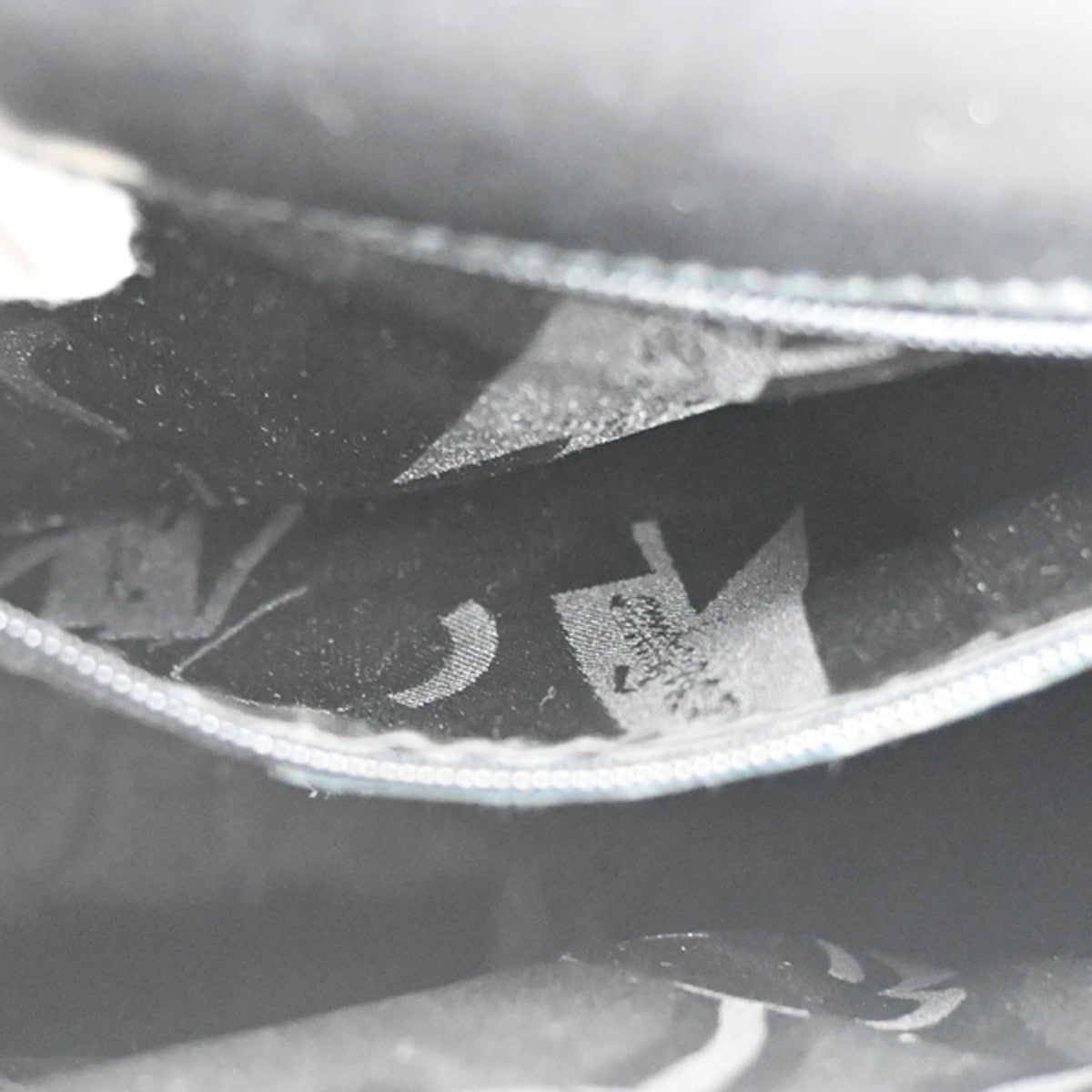 Salvatore Ferragamo Vala Handbag Leather, BLACK, LEATHER, Handbag