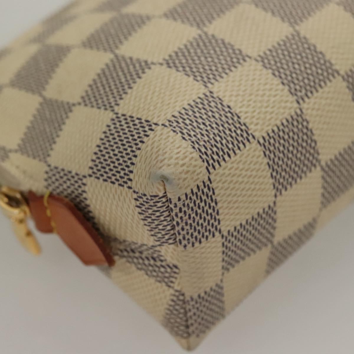 Louis Vuitton Cosmetic Pouch Damier, WHITE, CANVAS, Toiletry Case