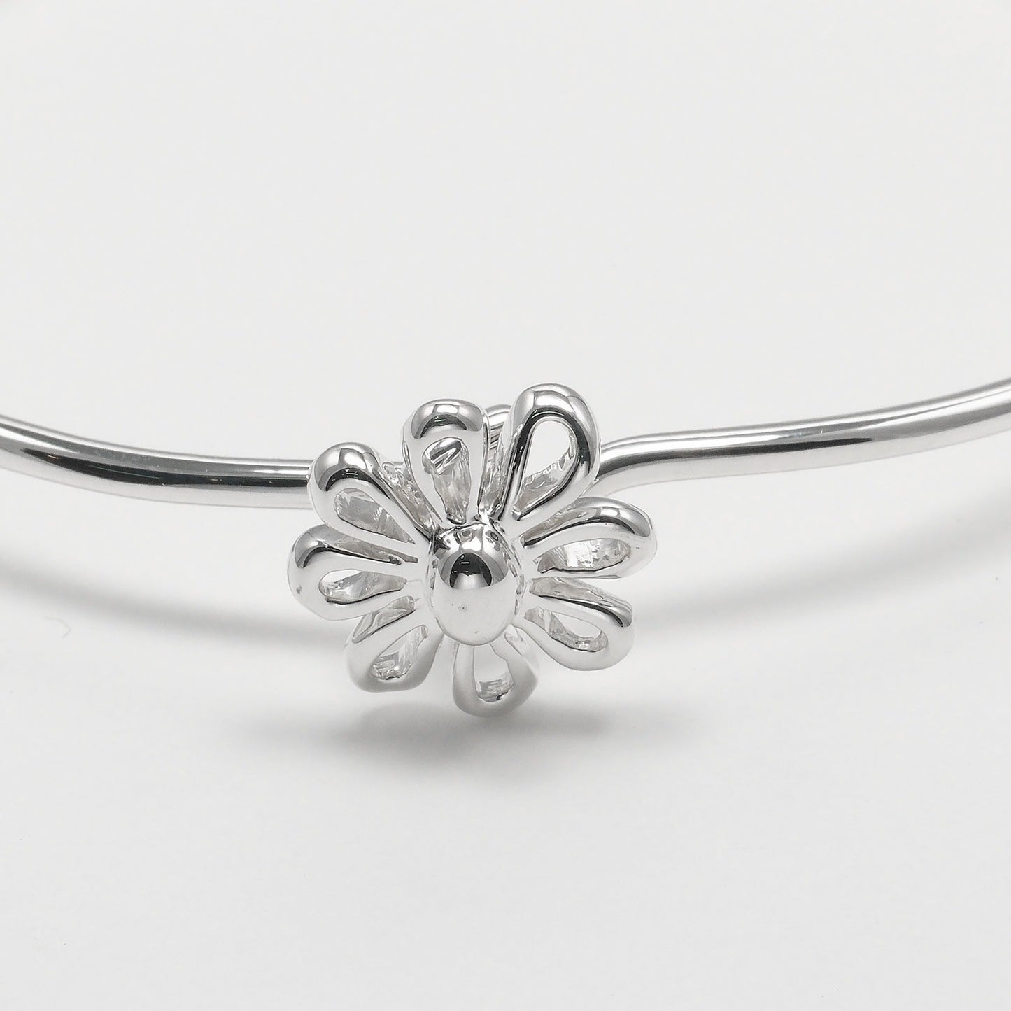 Tiffany & Co. Daisy Bangle Bracelet Silver 925, SILVER, SILVER, Bracelet