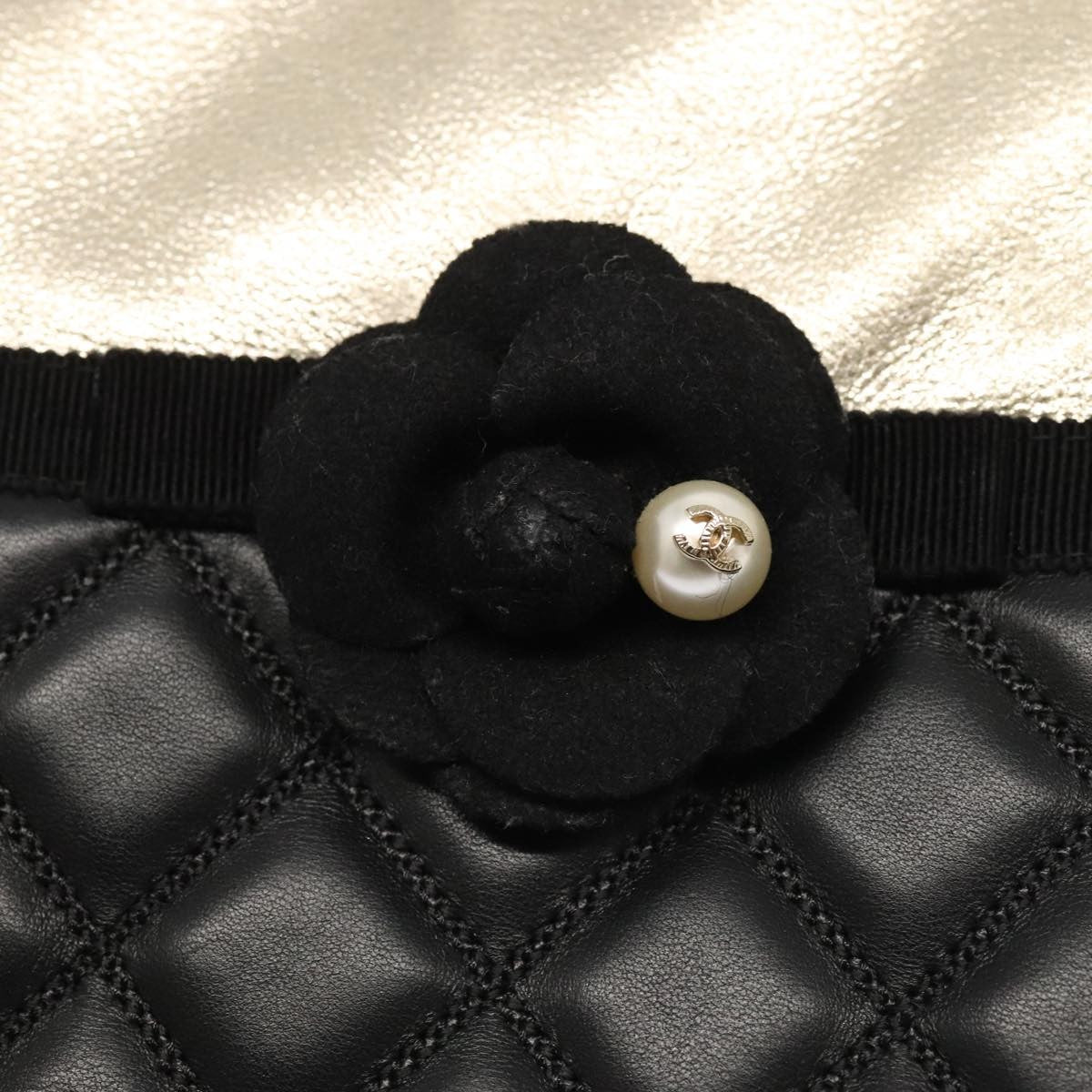 Chanel Pearl O Case Clutch Quilted Lambskin and Calfskin, BLACK, LEATHER, Clutche & pouche