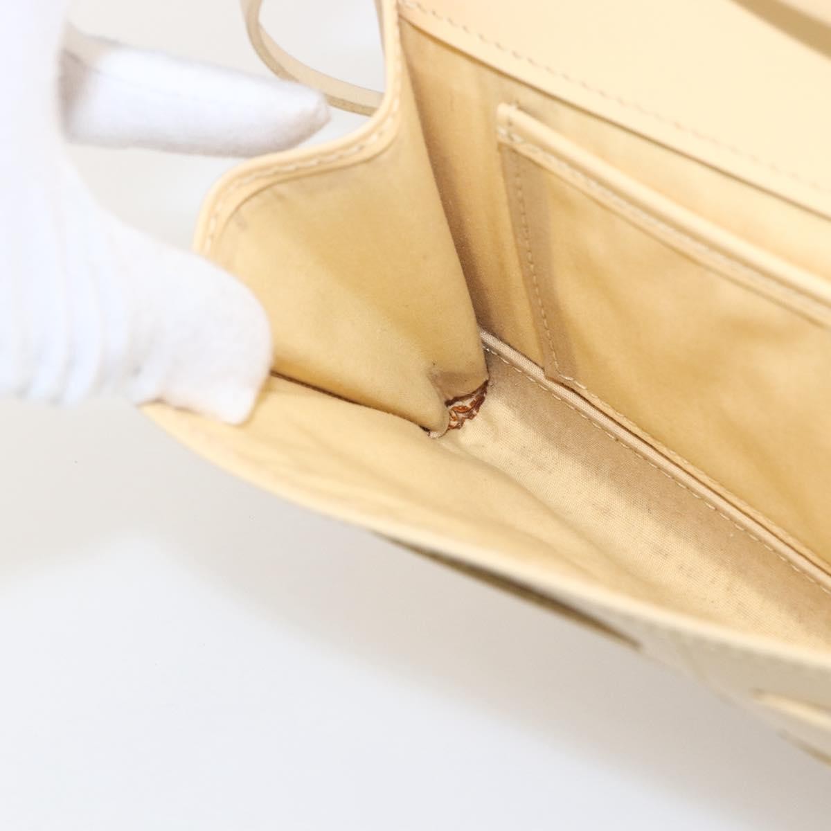 Louis Vuitton Honfleur Handbag Epi Leather, BEIGE, LEATHER, Clutche & pouche