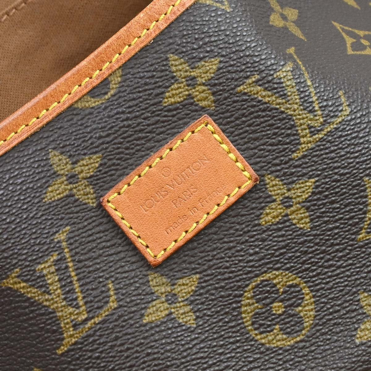 Louis Vuitton Saumur Messenger Bag Monogram Canvas, Brown, Canvas, Handbag