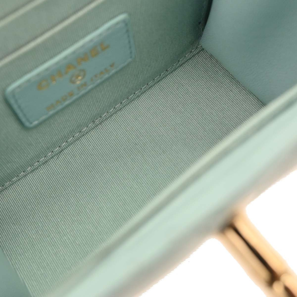 Chanel Trendy CC Clutch with Chain Quilted Lambskin, BLUE, LEATHER, Shoulder bag