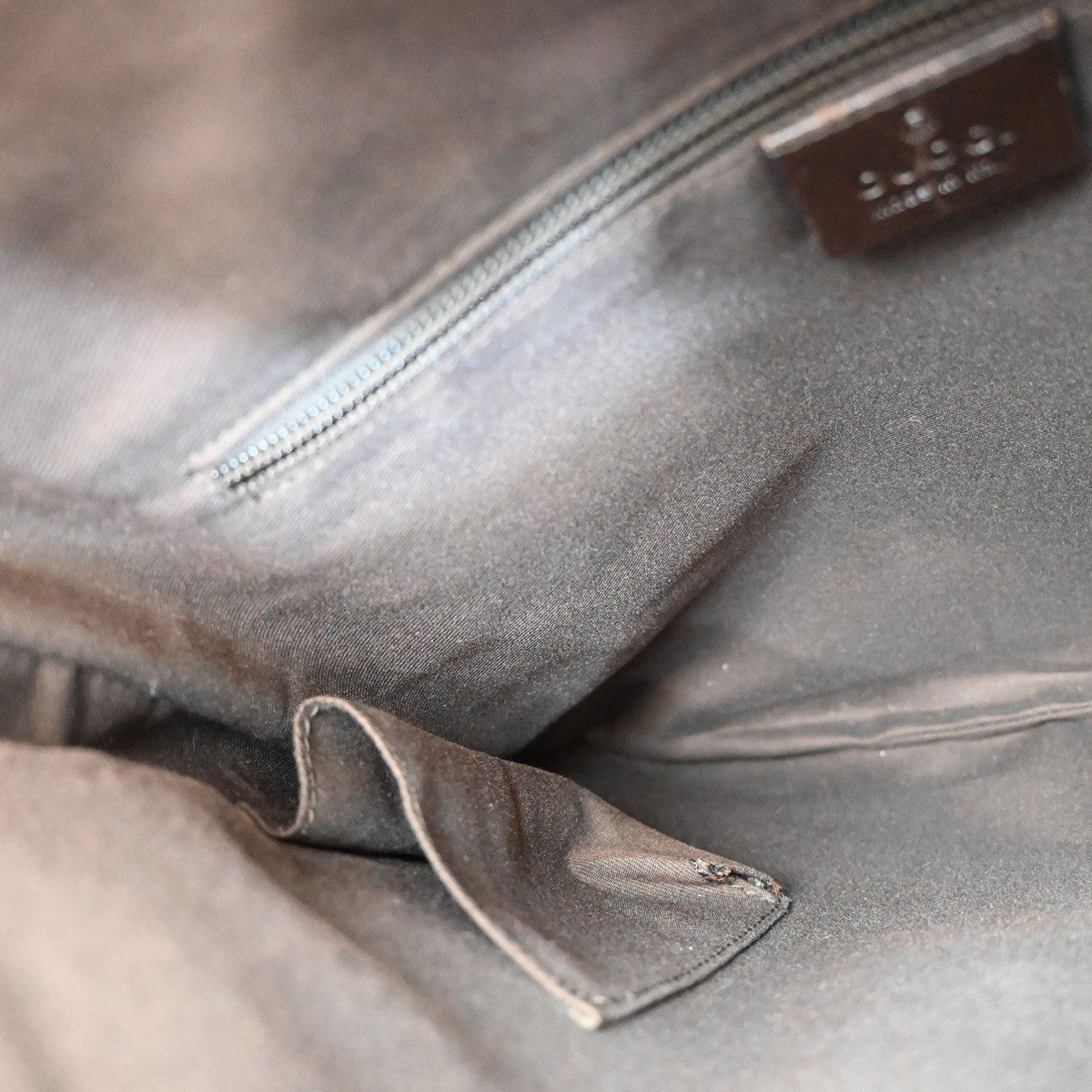 Gucci Zip Messenger Bag GG Canvas with Perforated Leather, BROWN, CANVAS, Shoulder bag