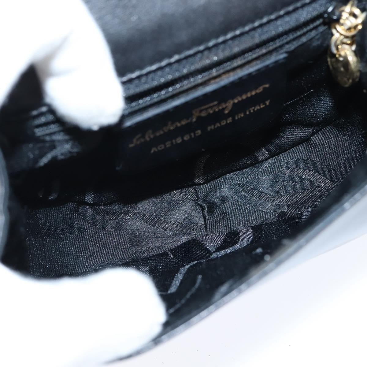 Salvatore Ferragamo Gancini Chain Shoulder bag Leather, BLACK, LEATHER, Shoulder bag